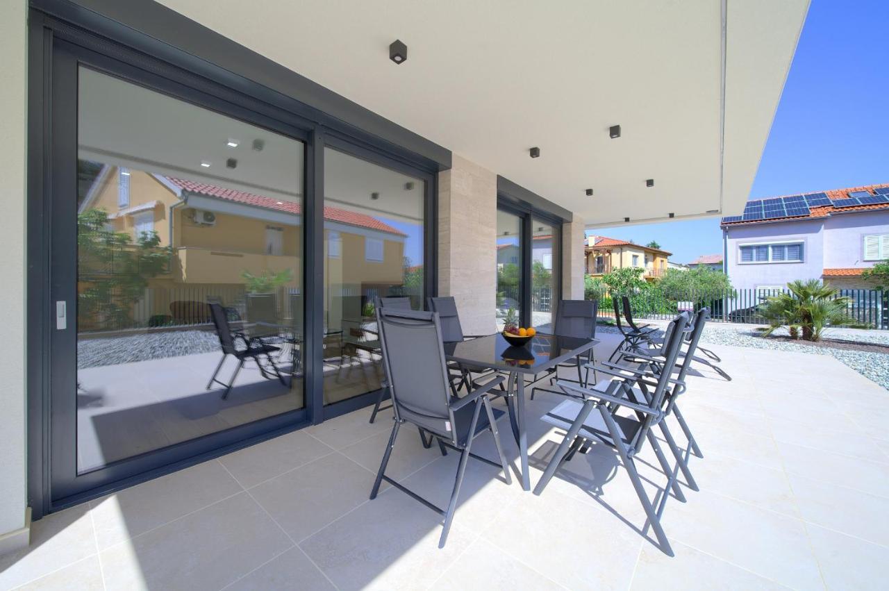 Villa Sabic By The Sea Krk Town Exterior foto
